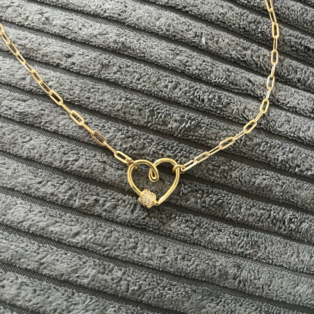 Gold Heart Pendant Necklace